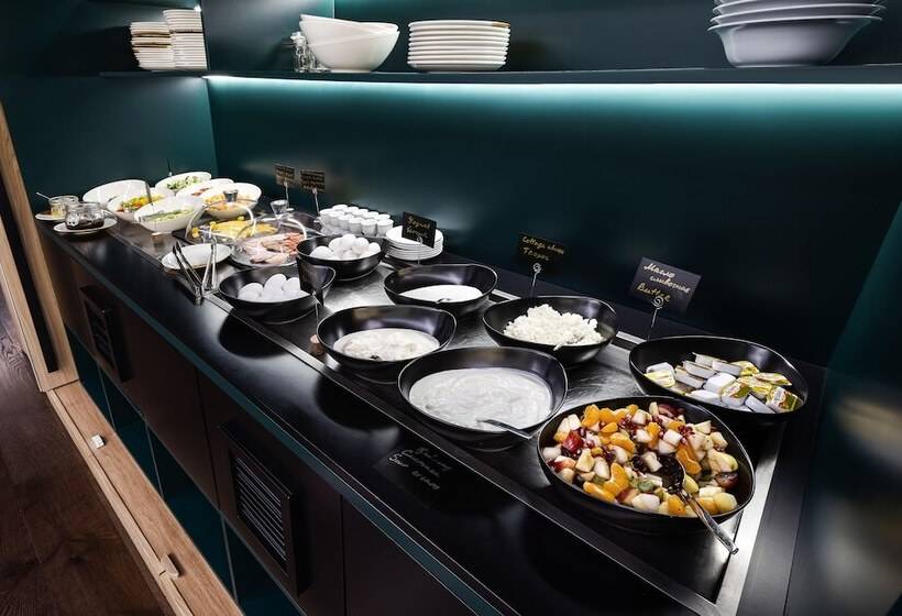 هتل Ibis Almaty Jetisu