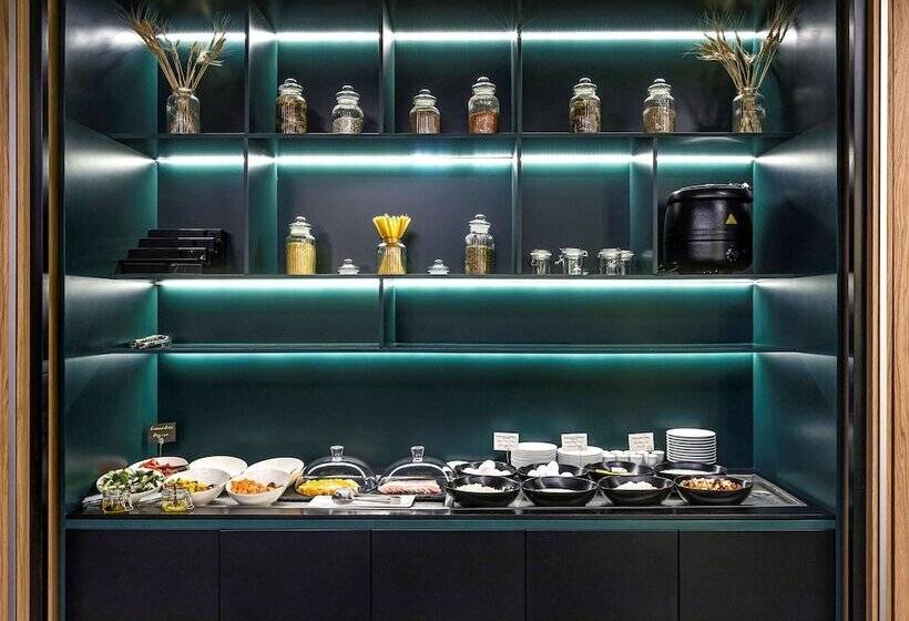 هتل Ibis Almaty Jetisu