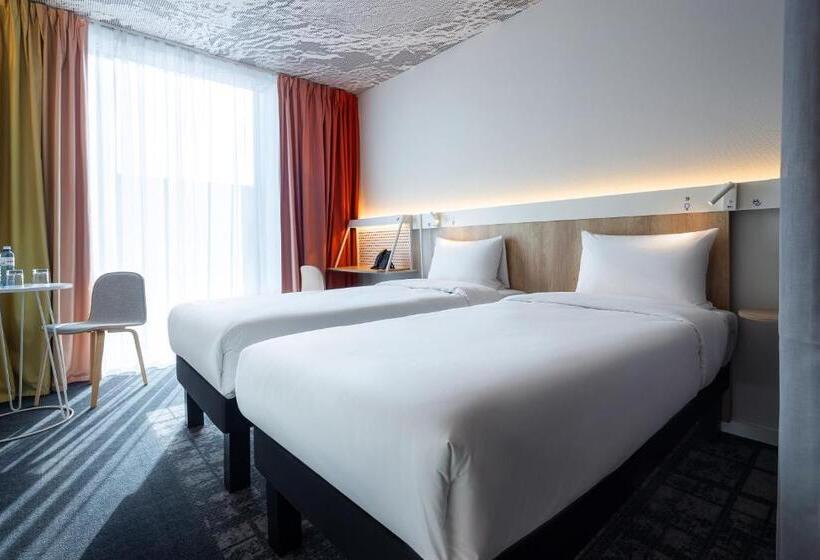 هتل Ibis Almaty Jetisu