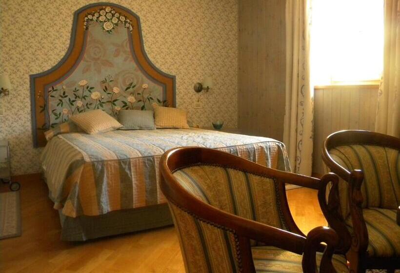 فندق Locanda La Clusaz