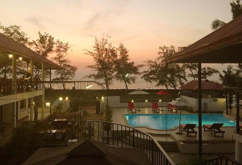 هتل Petit Elephant