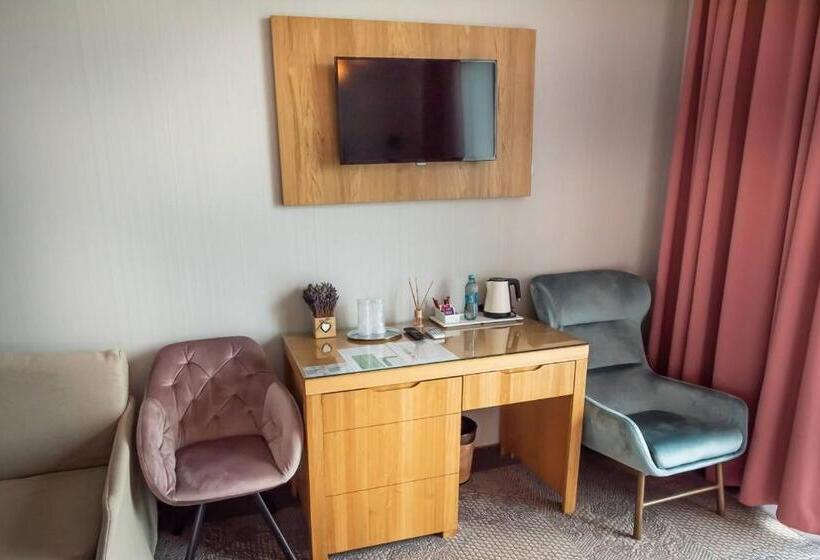 酒店 Roser House Boutique   Pe Malul Lacului Colibita