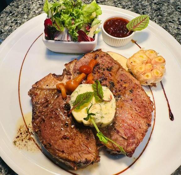 酒店 Roser House Boutique   Pe Malul Lacului Colibita