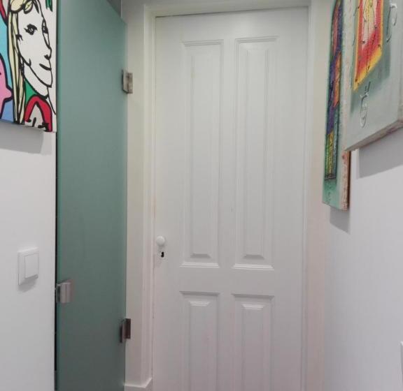 پانسیون Adore Portugal Coimbra Guest House