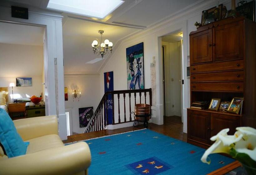 پانسیون Adore Portugal Coimbra Guest House