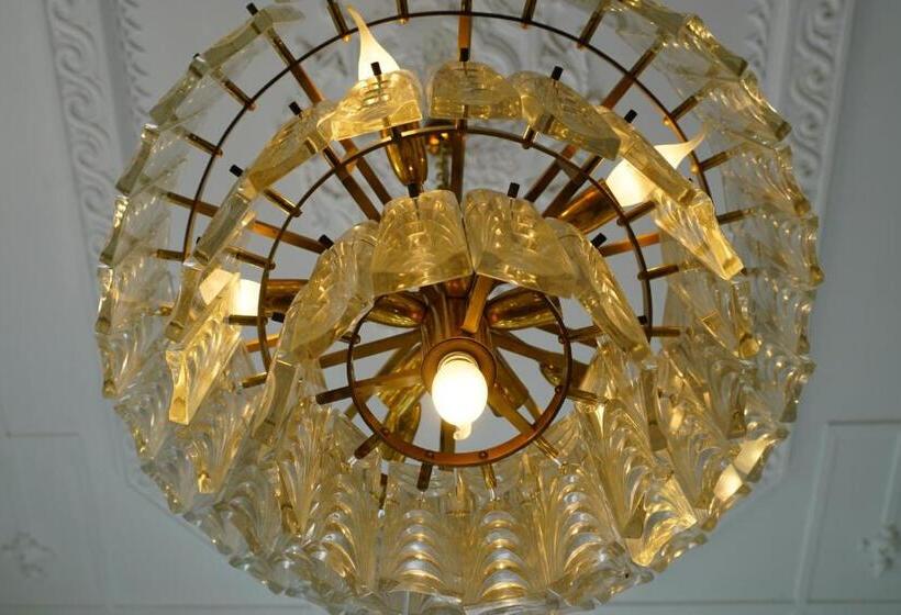 پانسیون Adore Portugal Coimbra Guest House