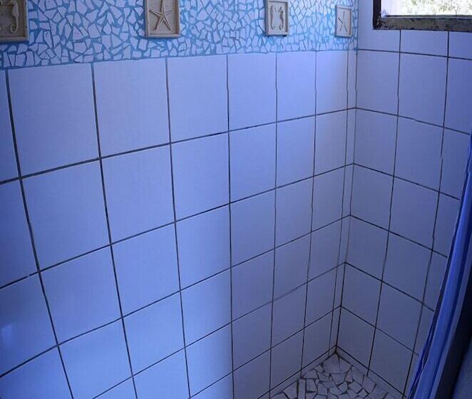 Пансион Golfinho Tropical Hostel E Pousada