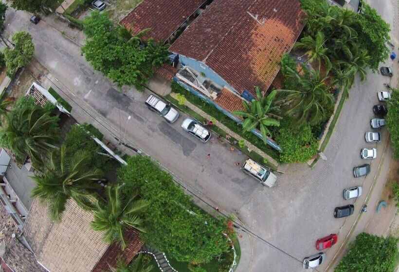 Пансион Golfinho Tropical Hostel E Pousada