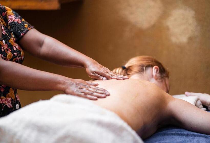 膳宿费 Happy Man Village