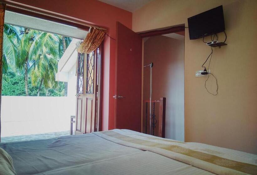 פנסיון Menezes House