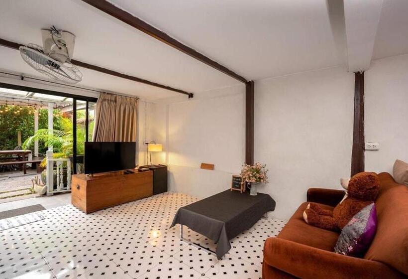 פנסיון Secret Garden Pool Villa