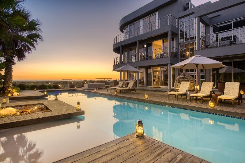 ペンション Atlantic Palms