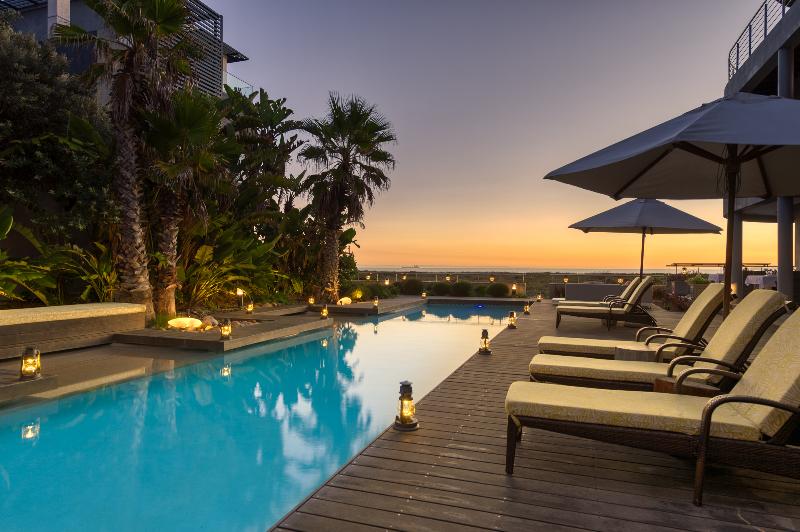 ペンション Atlantic Palms