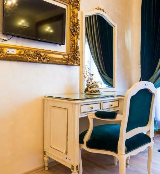 פנסיון Vila Cameea