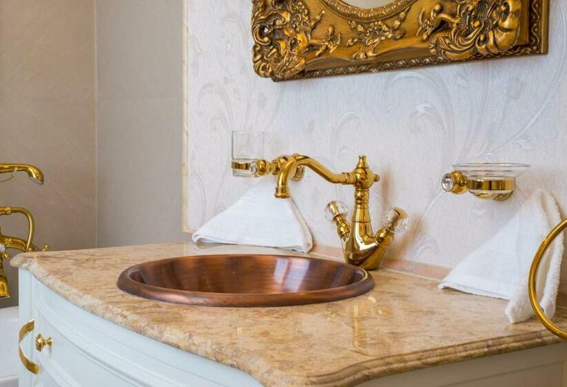 פנסיון Vila Cameea