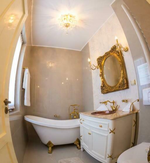 פנסיון Vila Cameea