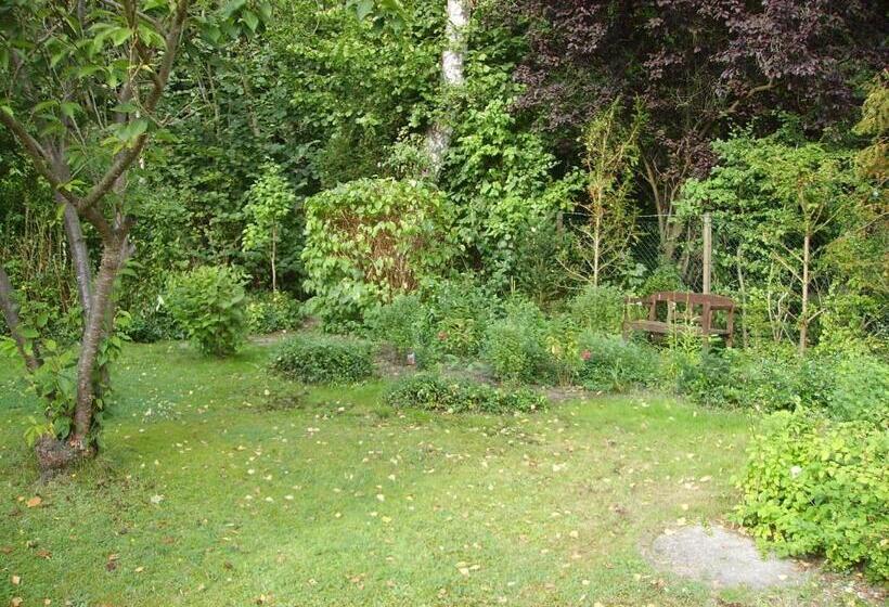 ペンション Villa Donar