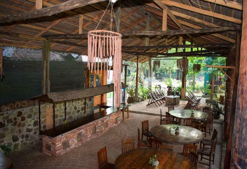 リゾートホテル Rafters Retreat