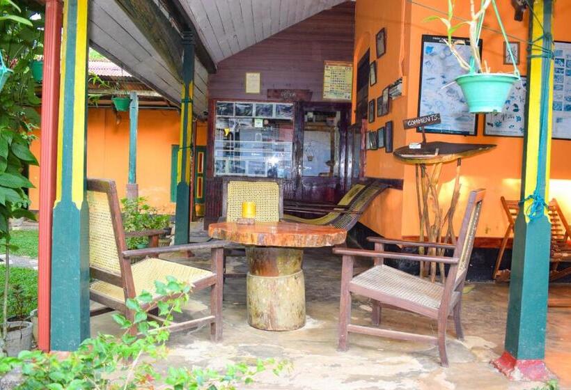 リゾートホテル Rafters Retreat