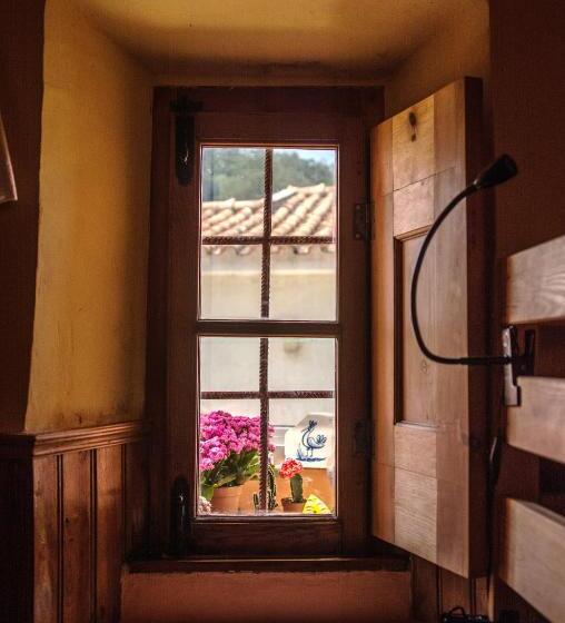 Sintra Small Hostel