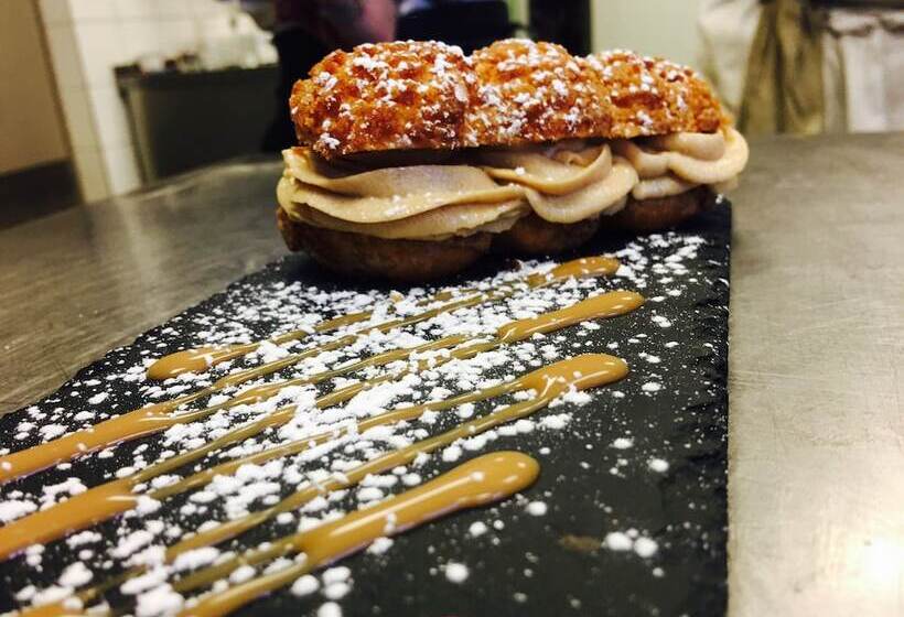 Bagnoles Hotel Contact