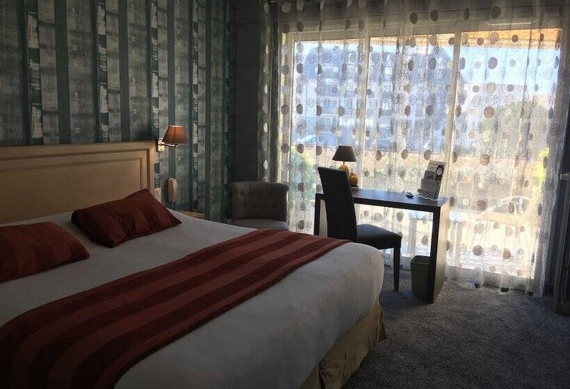 Bagnoles Hotel Contact