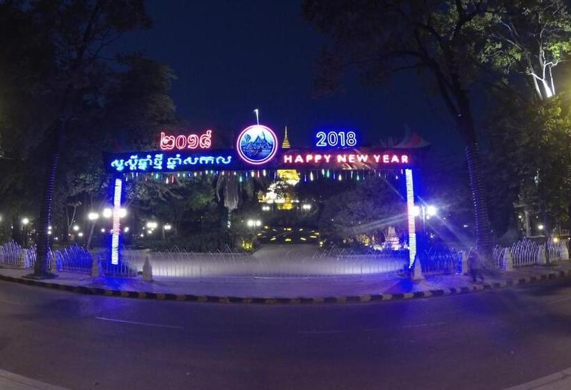 צימר Golden Noura Villa Pub & Restaurant