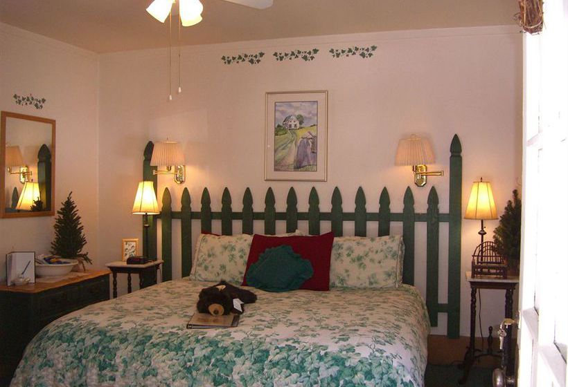 Bed and Breakfast Tahoma Meadows Sugar Pine Cabin