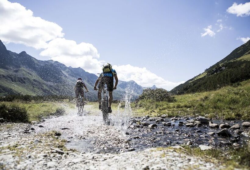 Explorer Hotel Montafon