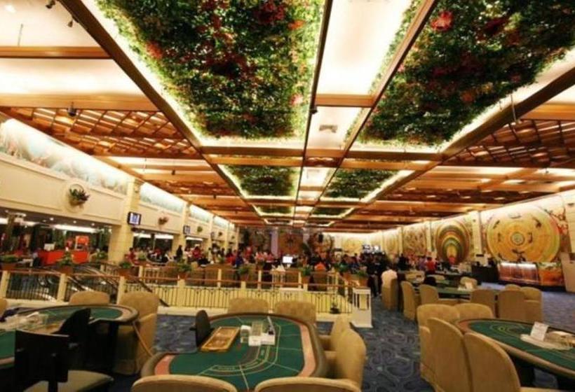 Grand Diamond City Hotel & Casino