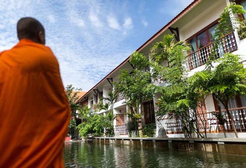 Montra Nivesha Residence And Art