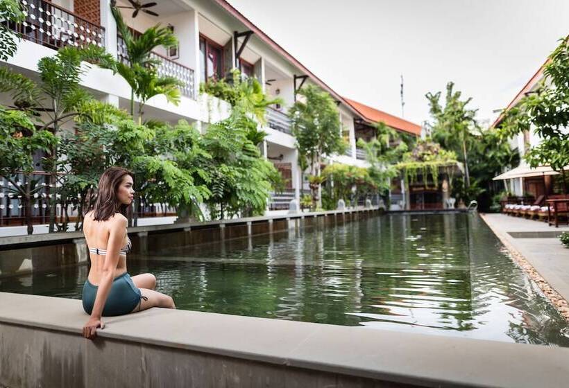 Montra Nivesha Residence And Art