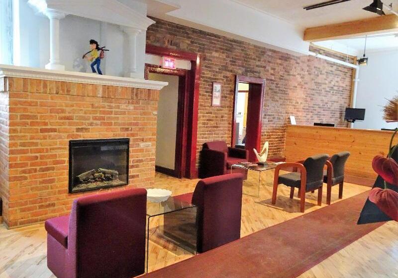 Отель Abri Du Voyageur