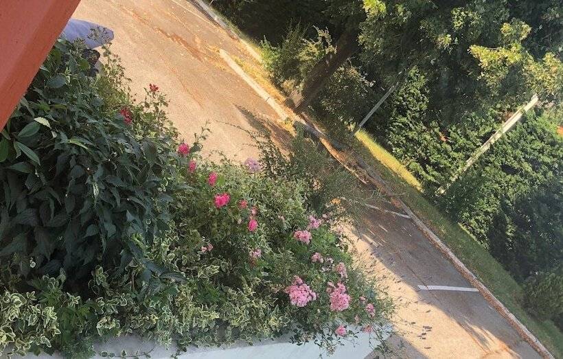 호텔 Adonis Lyon Est Hôtel Artys