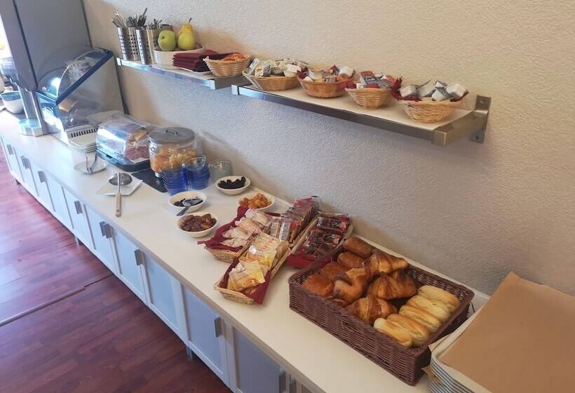 호텔 Adonis Lyon Est Hôtel Artys