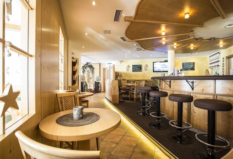 בית מלון כפרי Alpenaussicht