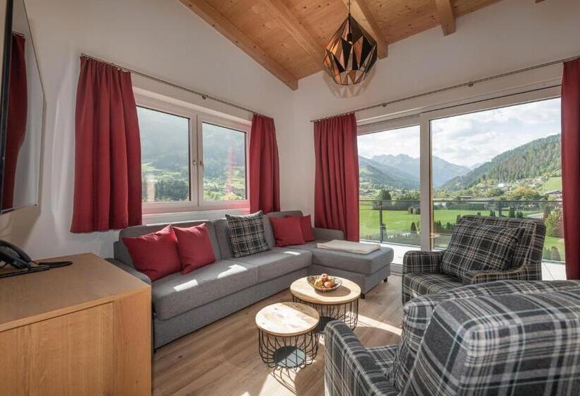 Alpenparks Hotel Montana Matrei