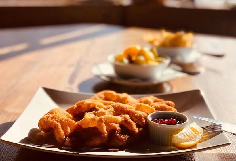 Alpenparks Hotel Montana Matrei