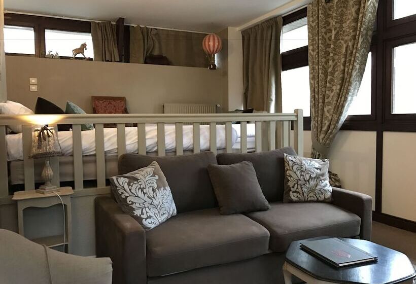 هتل Arvor  O Lodges By Arvor