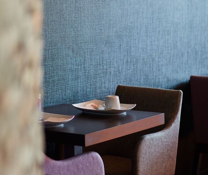 Отель Ashley Hôtel Le Mans Centre Gare