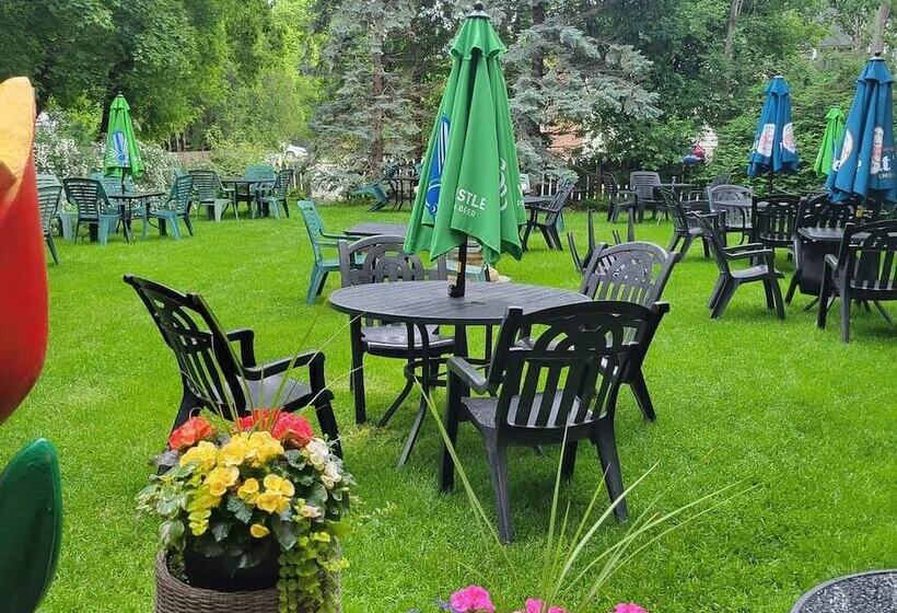 فندق Baldachin Inn