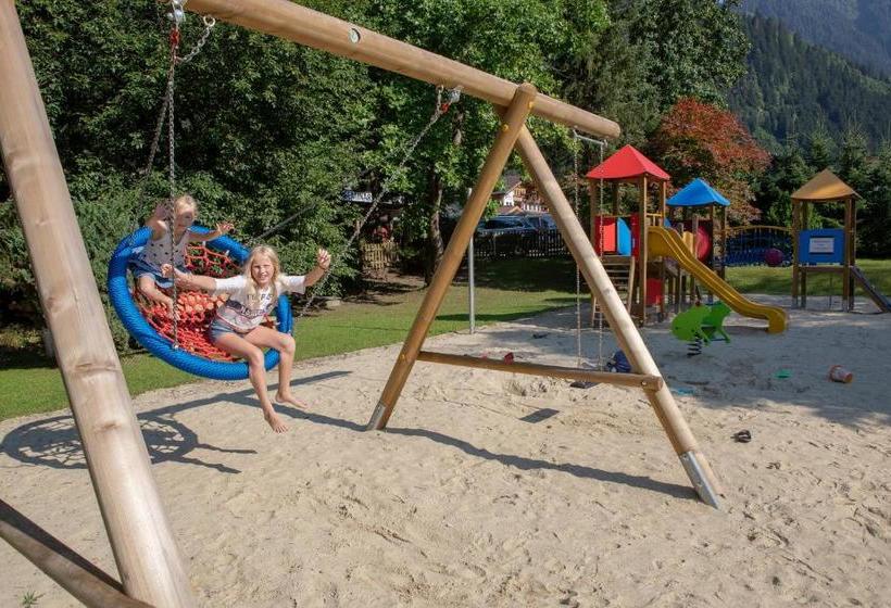 ホテル Berghof Mayrhofen Gmbh