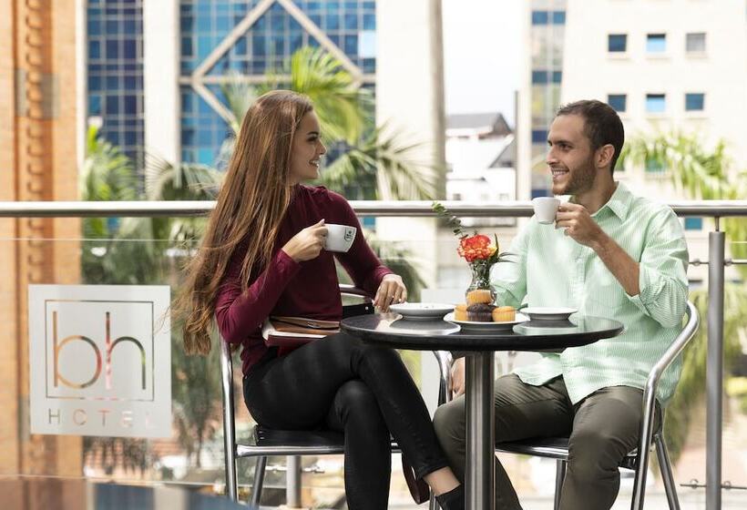 ホテル Bh El Poblado