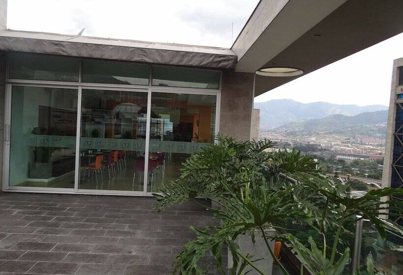 ホテル Bh El Poblado