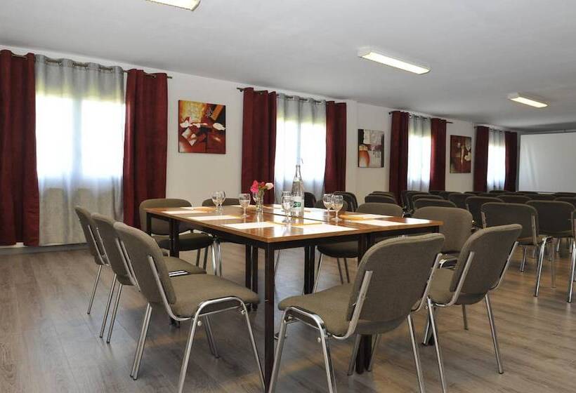 Brit Hotel Dijon Hermes