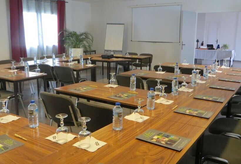 Brit Hotel Dijon Hermes