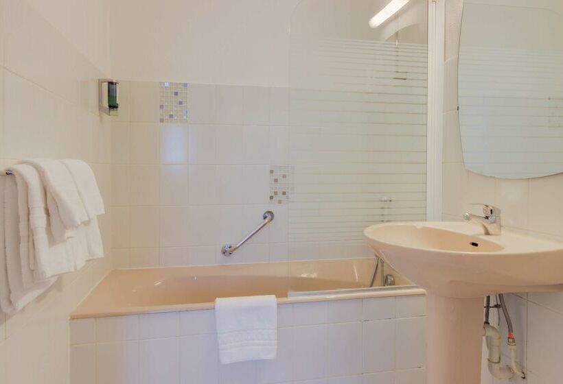 Brit Hotel Dijon Hermes