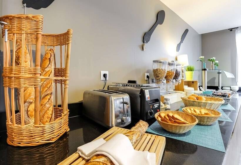 Brit Hotel Le Galion & Spa