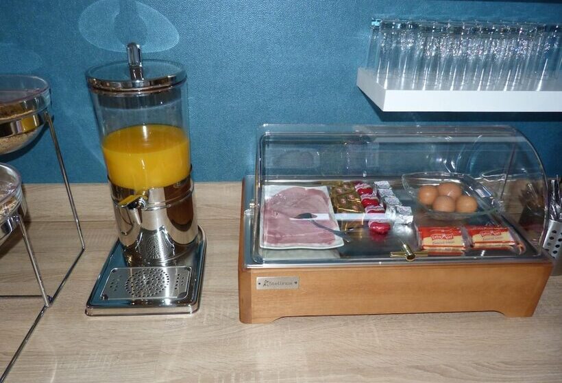 Brit Hotel Les Alizes