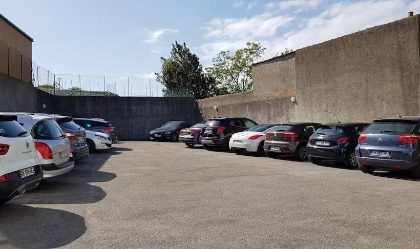 Brit Hotel Les Alizes